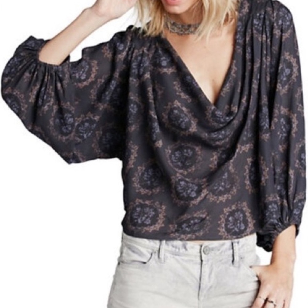 Free People | Women’s Grey/Blue Floral Hi-Low Cowling Around Puffer Sleeve Top S